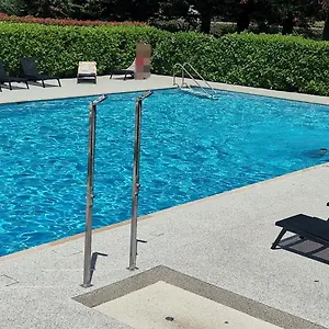 Dans Résidence Privée De Standing Au Bord De Appartamento